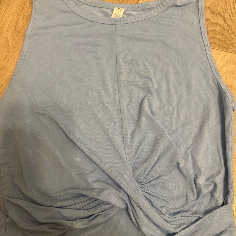 Alo
XS
yoga top
